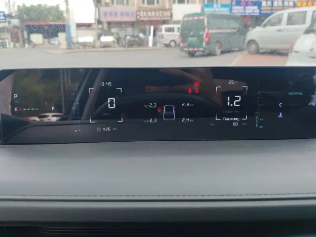 Changan Eado — Фото автомобиля 14