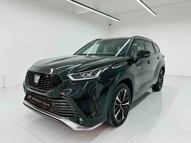 Фотография автомобиля — Toyota Crown Kluger