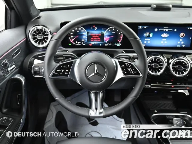 Mercedes-Benz A-Class — Фото автомобиля 13