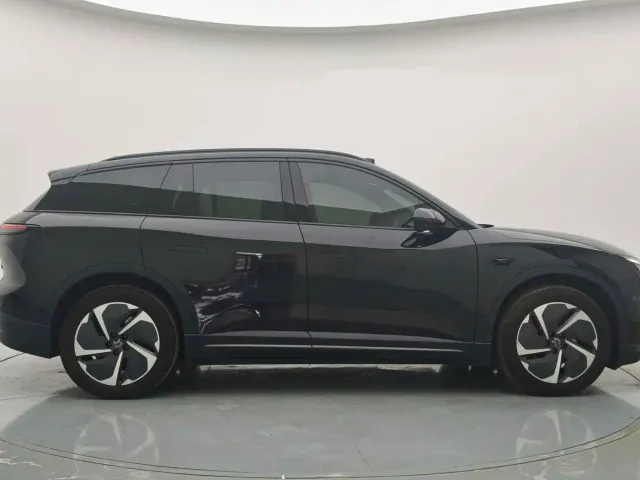 Nio ES6 — Фото автомобиля 6