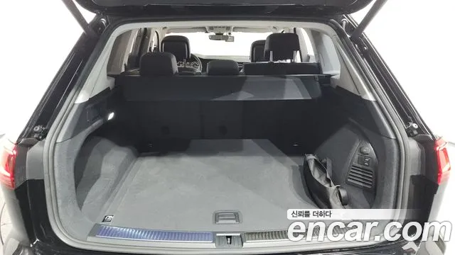 Volkswagen Touareg Touareg 3 поколение 3.0 TDI Prestige — Фото автомобиля 20