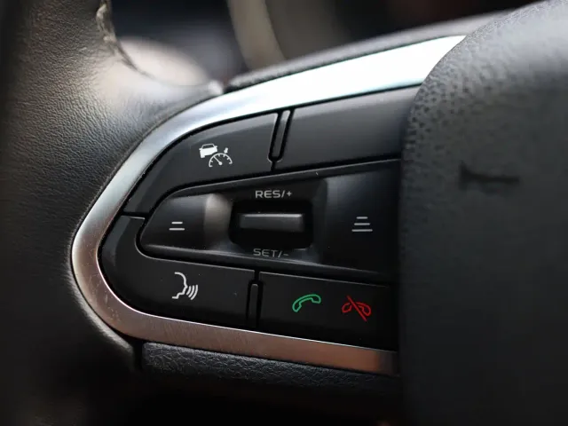 Geely Emgrand S — Фото автомобиля 13