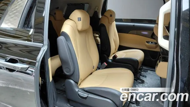Kia Canival Carnival 4 поколение Бензин 9 мест Signature — Фото автомобиля 11