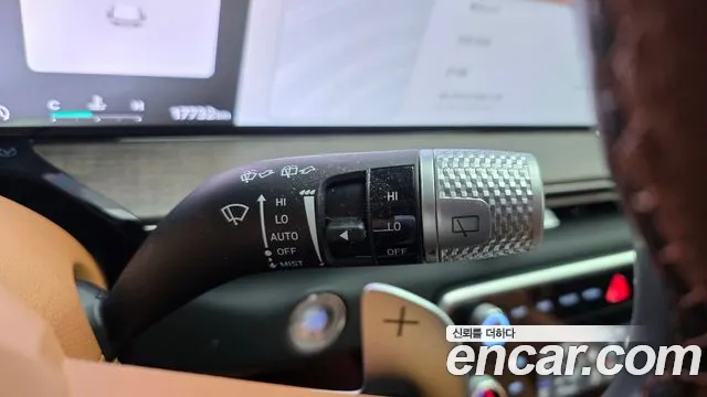 Genesis GV80 — Фото автомобиля 28