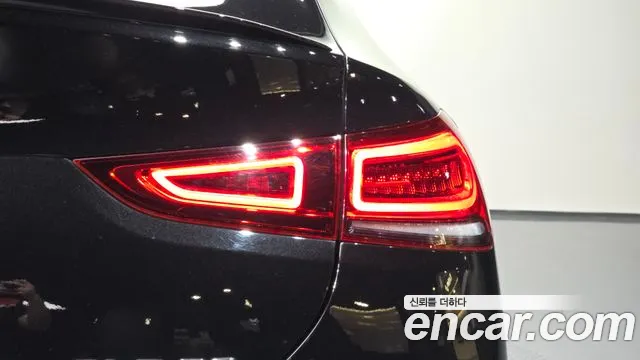 Mercedes-Benz GLE-Class — Фото автомобиля 20