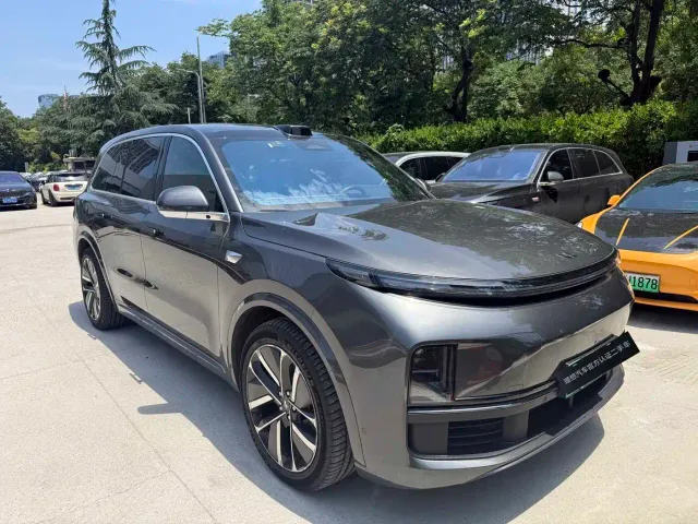 Li Auto L9 — Фото автомобиля 3