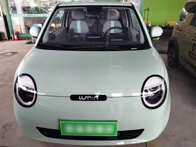 Changan Lumin — Фото автомобиля 2