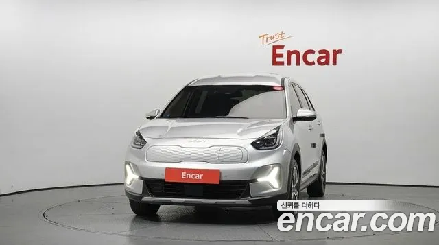 Kia Niro — Фото автомобиля 3
