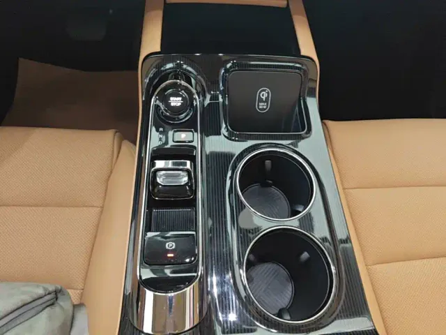 GAC Trumpchi E8 — Фото автомобиля 13