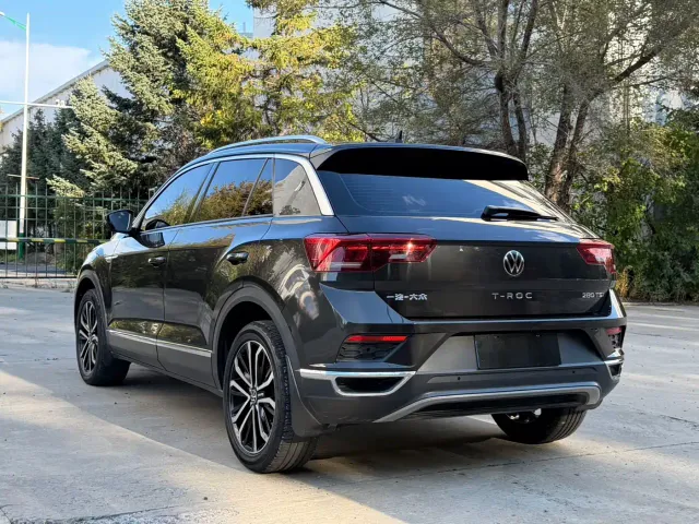 Volkswagen T-Roc — Фото автомобиля 7