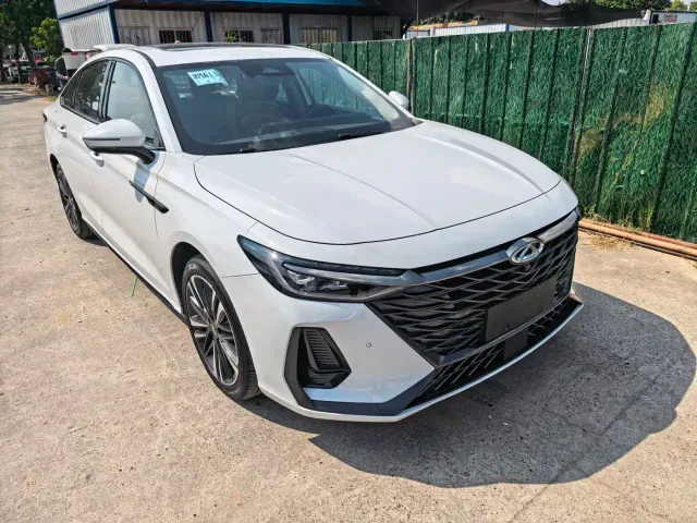 Chery Arrizo 8 — Фото автомобиля 3