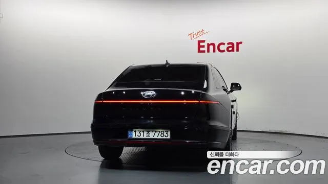 Hyundai Grandeur Grandeur (GN7) 2.5 Бензин 2WD — Фото автомобиля 4