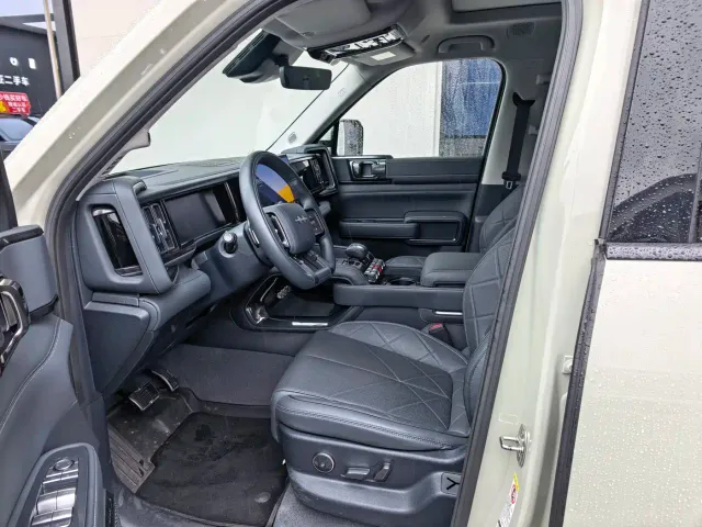 BYD FangChengBao Leopard 5 — Фото автомобиля 2