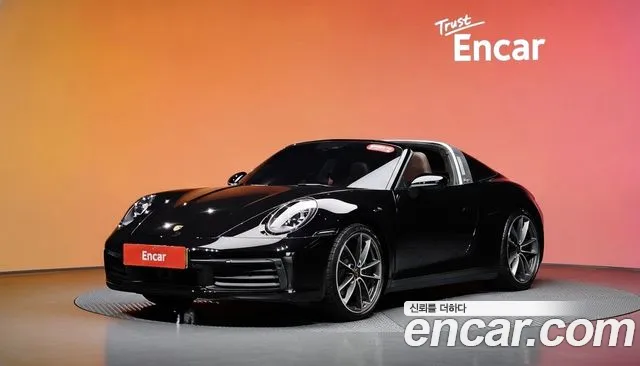 Фотография автомобиля — Porsche 911 992