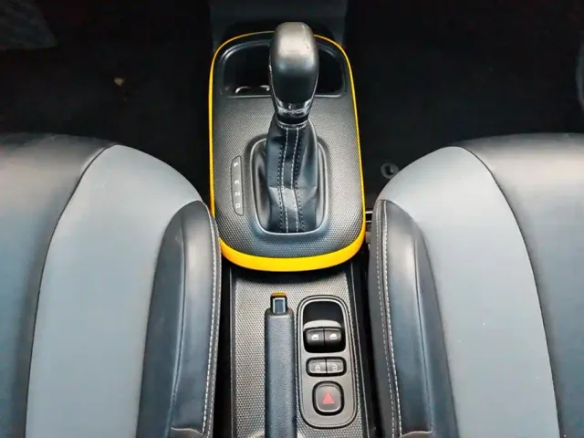 Roewe Clever — Фото автомобиля 16