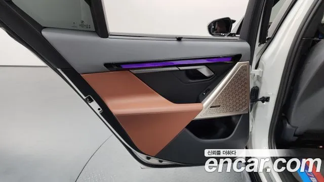 BMW 5 Series G60 — Фото автомобиля 13