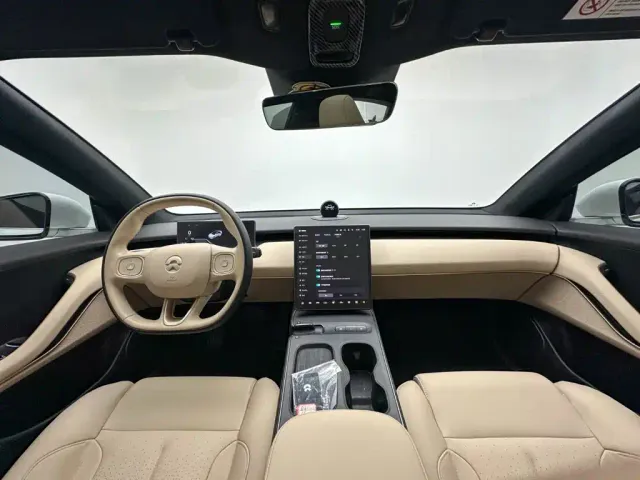 Nio ET5 — Фото автомобиля 17