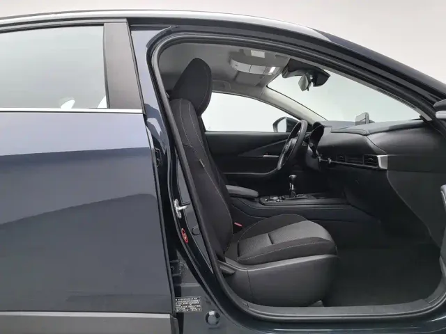 Mazda CX-30 — Фото автомобиля 23