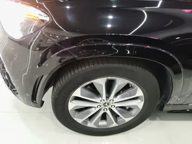Mercedes-Benz GLE-Class — Фото автомобиля 22