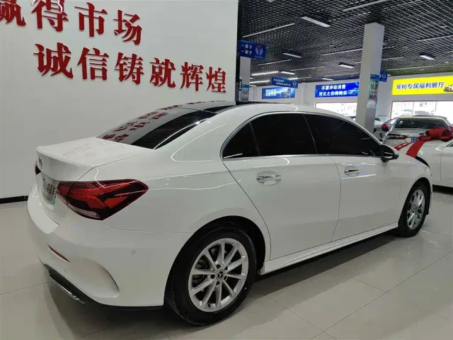 Mercedes-Benz A-Class — Фото автомобиля 6