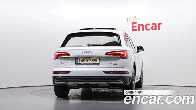 Audi Q5 FY — Фото автомобиля 4