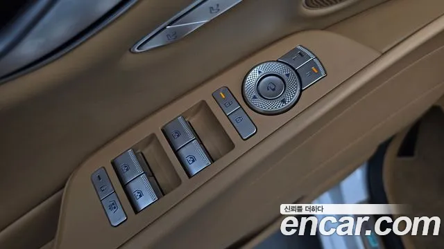 Genesis G80 Бензин 2.5 турбо AWD — Фото автомобиля 25