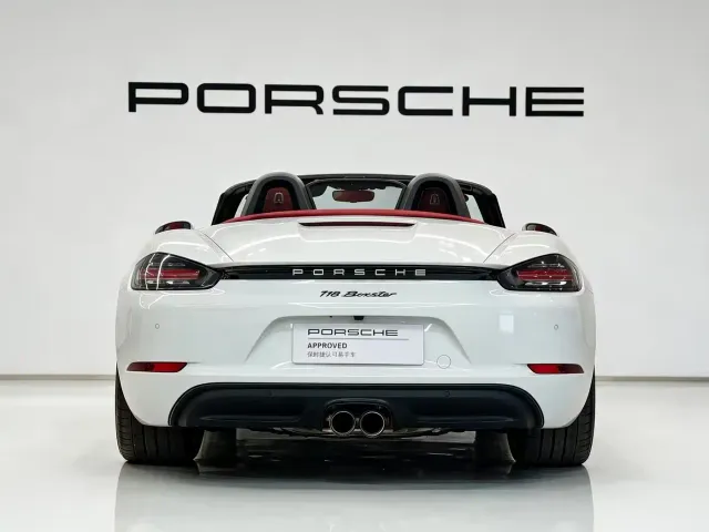 Porsche 718 — Фото автомобиля 5