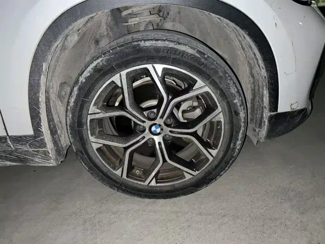 BMW X1 — Фото автомобиля 10