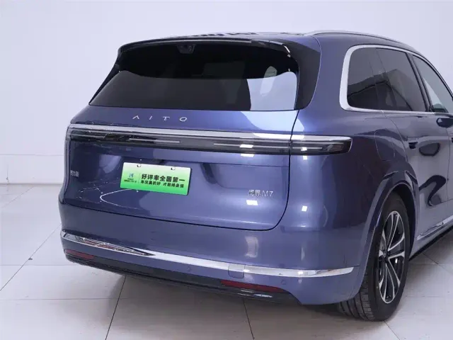 Aito M7 — Фото автомобиля 7