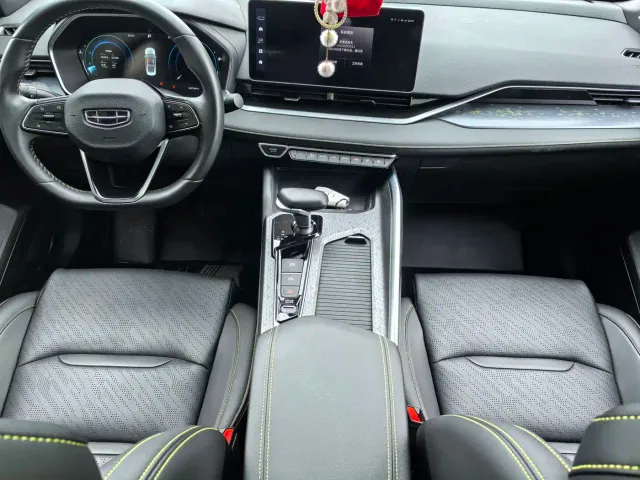 Geely Xingrui — Фото автомобиля 13