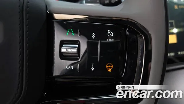 Land Rover Range Rover Velar Range Rover Velar 3.0 P400 Dynamic HSE — Фото автомобиля 25