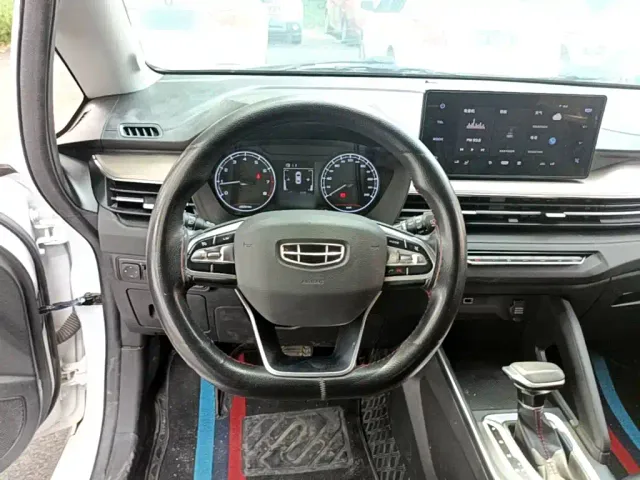 Geely Vision X3 — Фото автомобиля 10