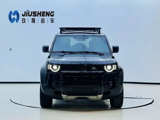 Land Rover Defender — Фото автомобиля 2