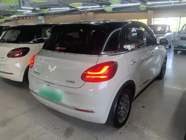 Wuling Bingo — Фото автомобиля 6