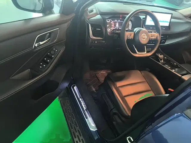 Nissan X-Trail — Фото автомобиля 15