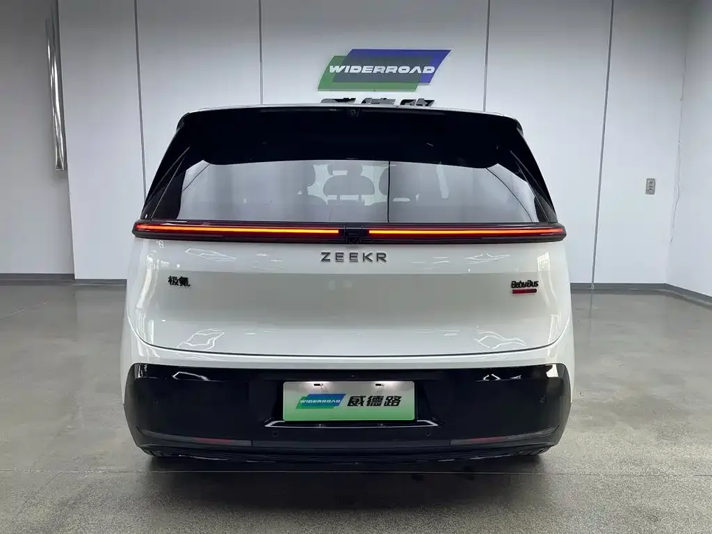 ZEEKR Zeekr MIX 2025 Long Range Intelligent Driving Edition — Фото автомобиля 6
