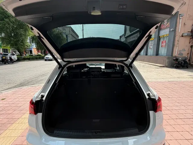 Audi Q3 — Фото автомобиля 12