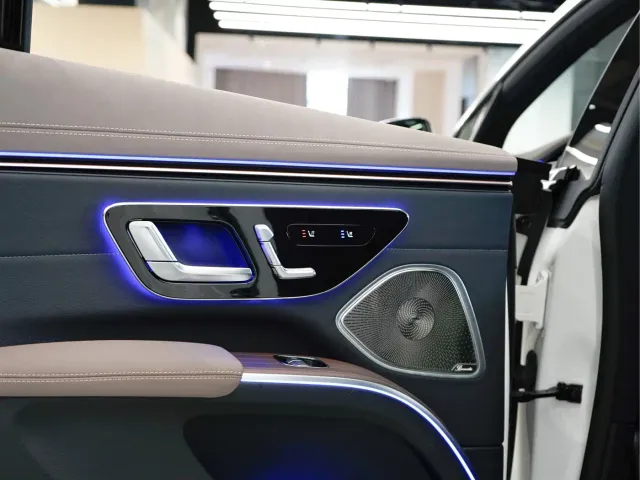 Mercedes-Benz EQS — Фото автомобиля 15