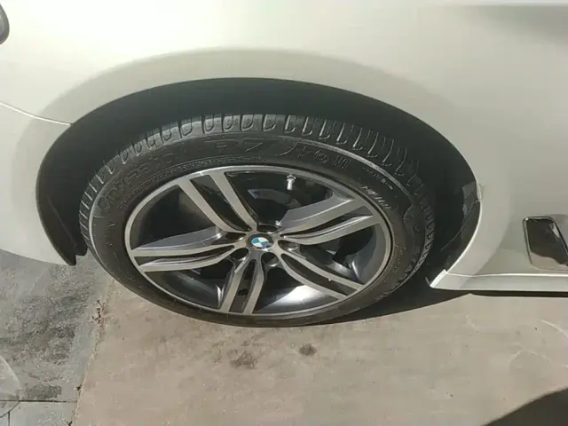 BMW 5 Series — Фото автомобиля 22