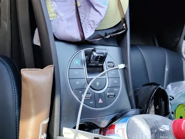 BYD Seal 05 DM-i — Фото автомобиля 16