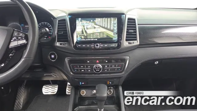KG_Mobility_Ssangyong Rexton Новый Rexton Sport Дизель 2.2 2WD — Фото автомобиля 11