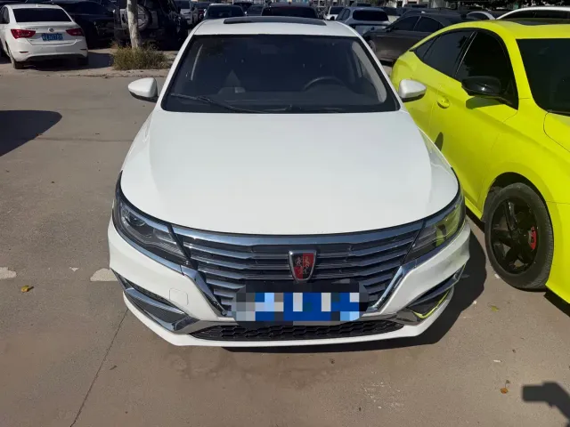 Roewe i6 — Фото автомобиля 2