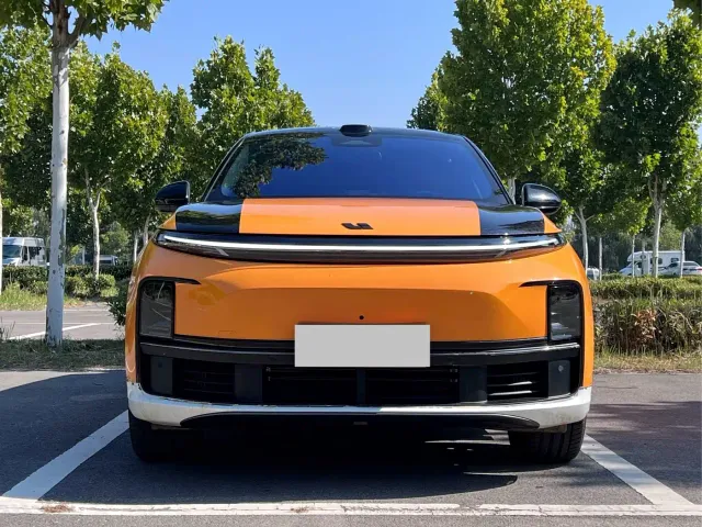 Li Auto L7 — Фото автомобиля 2