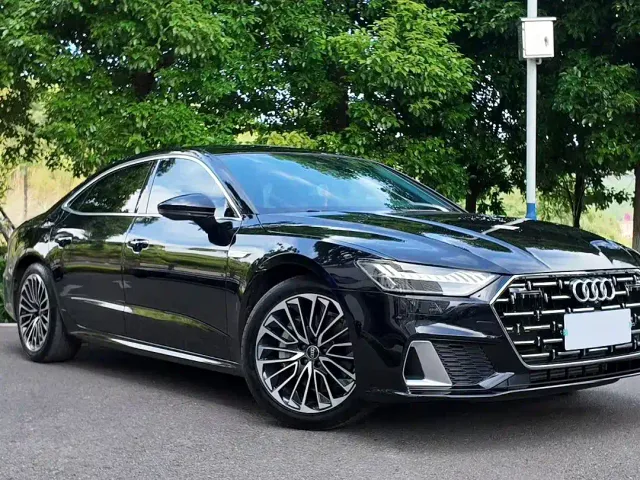 Audi A7L — Фото автомобиля 3