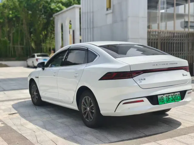 BYD Qin PLUS — Фото автомобиля 8