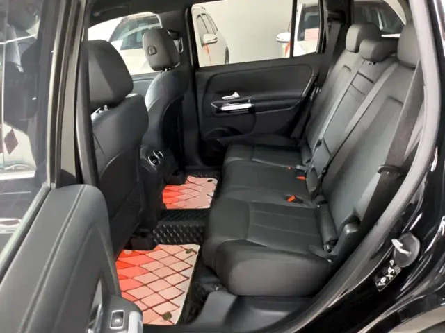 Mercedes-Benz GLB-Class — Фото автомобиля 16