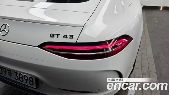 Mercedes-Benz AMG GT 4 двери 43 4MATIC+ — Фото автомобиля 20