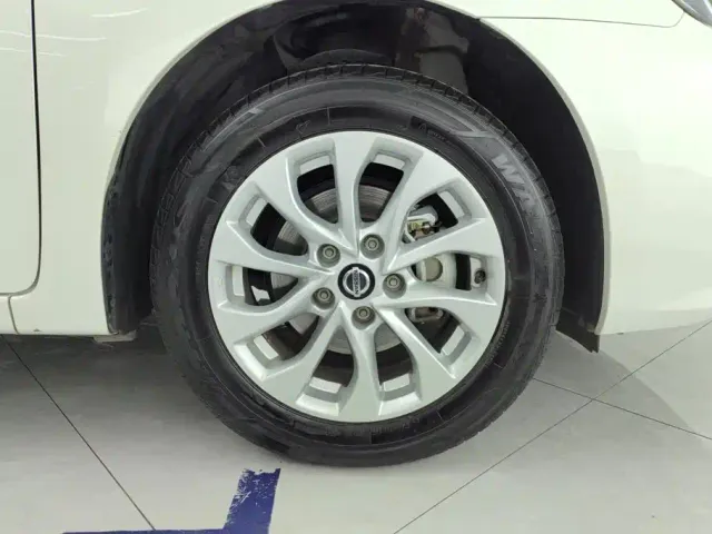 Nissan Sylphy — Фото автомобиля 6