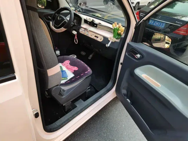 Wuling Hongguang Mini EV — Фото автомобиля 19