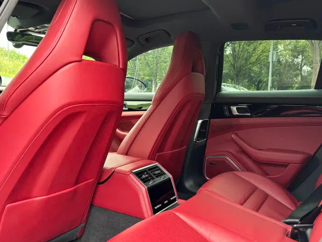 Porsche Panamera — Фото автомобиля 8